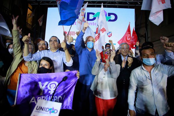 Ex Concertación pone énfasis en paz social para diferenciarse del PC y el Frente Amplio