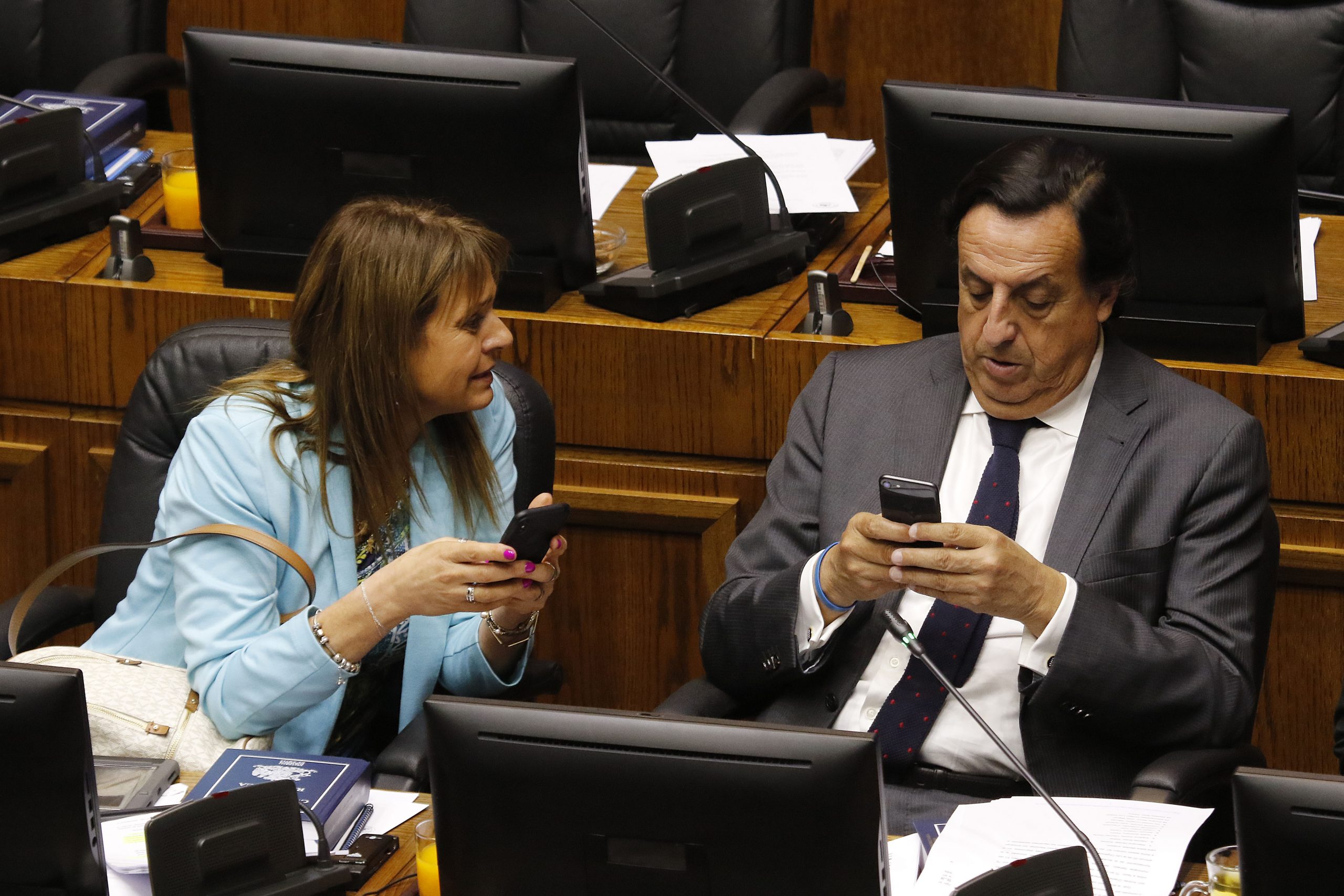 Van Rysselberghe respalda a Pérez en controversia con Desbordes
