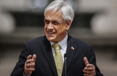 Indultos del estallido social: Piñera anuncia veto en caso que proyecto de senadores de oposición sea aprobado