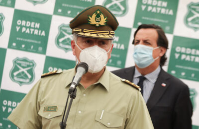 Foto del día: General Rozas se refiere al informe de Amnistía Internacional que pide investigar a autoridades de Carabineros