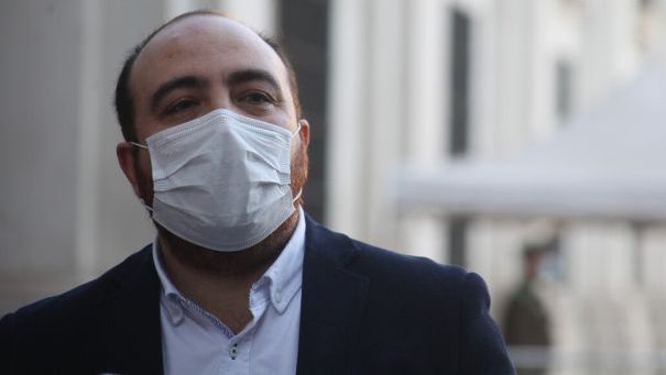 Presidente DC busca cuadrar a diputados detrás de la acusación a Pérez para consolidar nueva alianza opositora