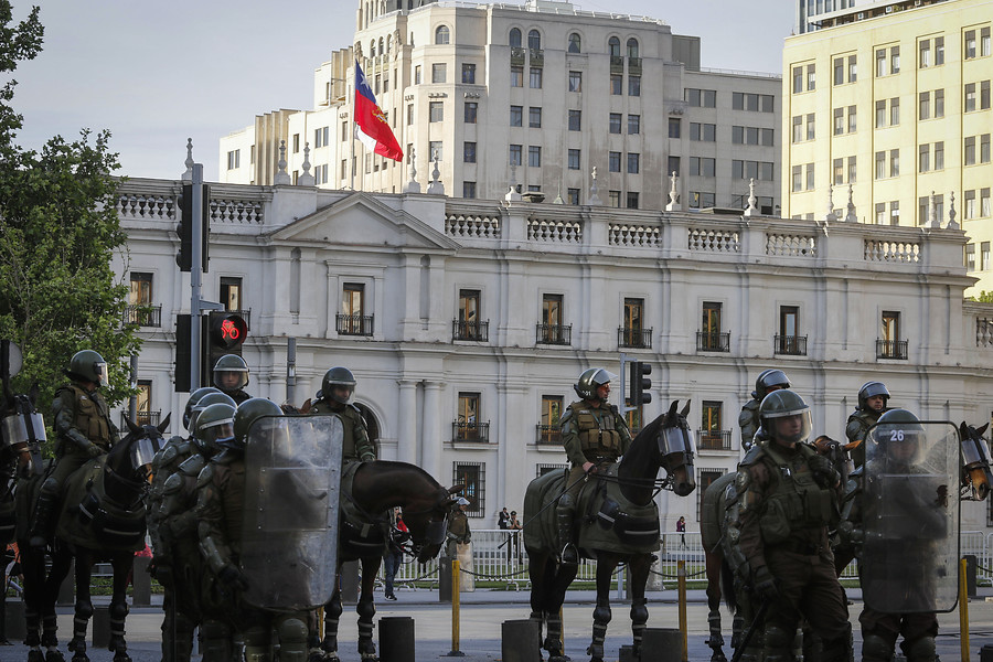 Opinión: El cuarto retiro y las falencias de los candidatos presidenciales. Por Kenneth Bunker