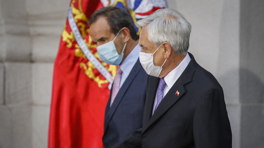 Presidente analiza asistir a cambio de mando en Bolivia para avanzar hacia nueva etapa de relación bilateral