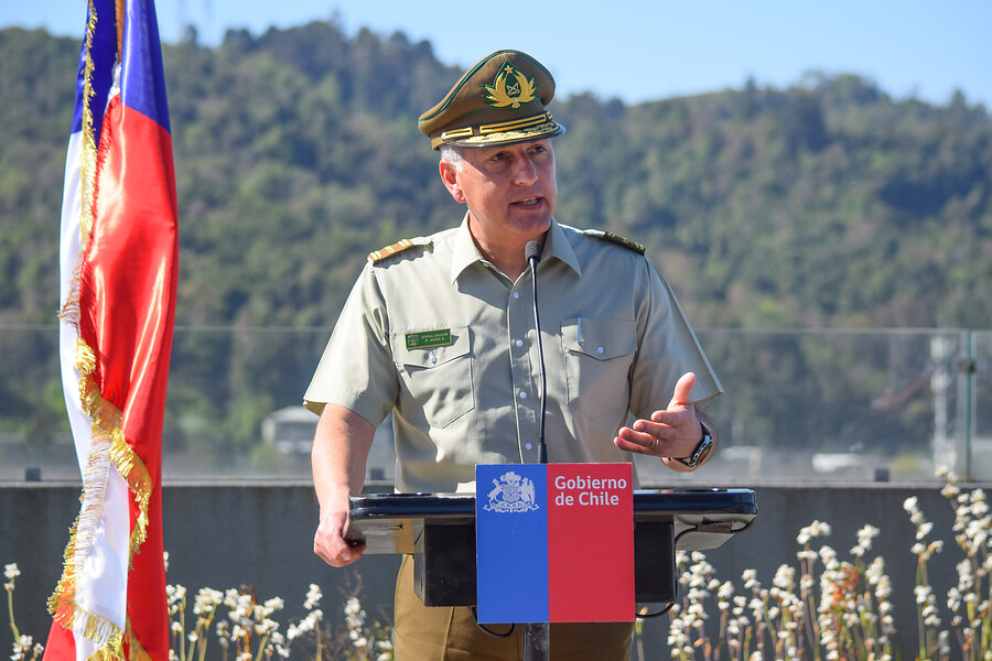 Baleo de Carabineros en Sename: Piñera se inclina por remover a Mario Rozas y anunciará decisión hoy