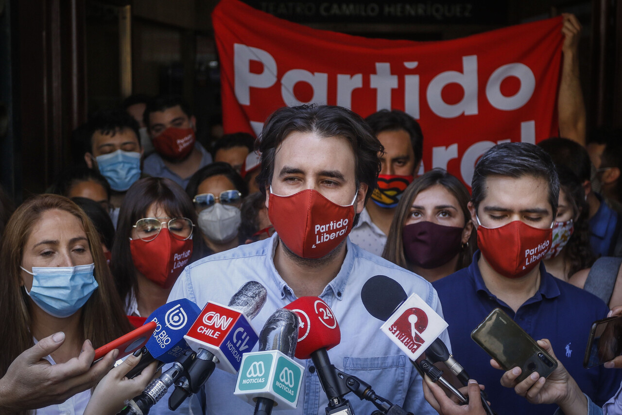 Partido Liberal se va del Frente Amplio y se acrecientan dudas sobre el futuro electoral del bloque
