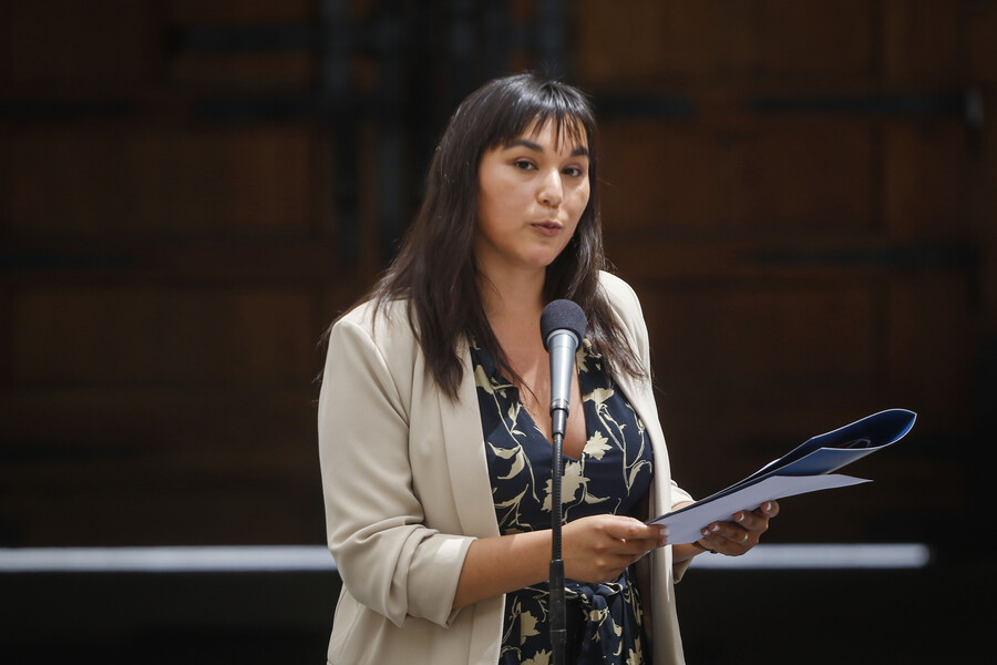 Izkia Siches es reelecta en el Colegio Médico y derrota a lista cercana a Paris por 900 votos