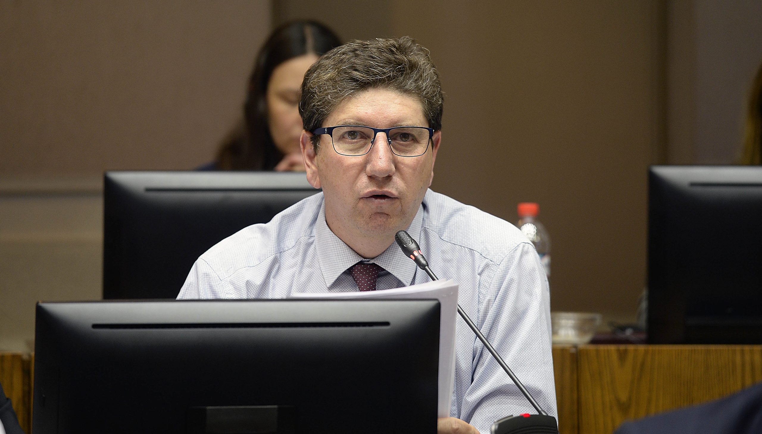 Ministro Cerda pone reforma de pensiones como primera prioridad sin comprometerse con fecha