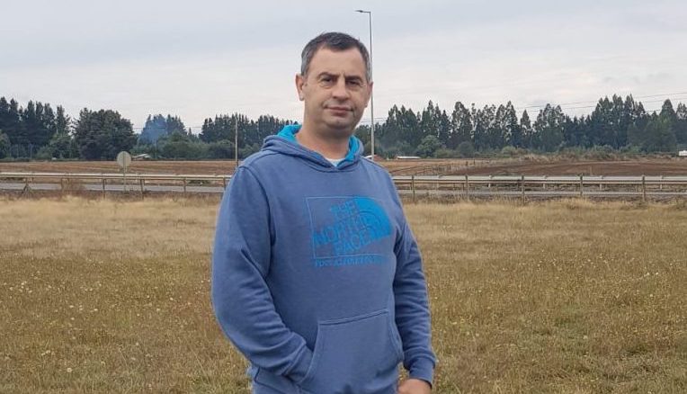 Héctor Urban relata dramático baleo tras 200 ataques a su familia en La Araucanía: “Me dispararon con un fusil, casi me asesinan”
