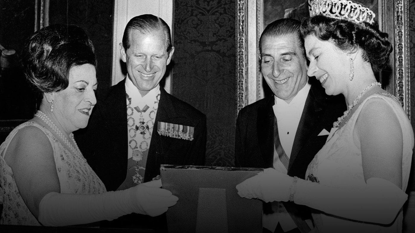 Las anécdotas del príncipe Felipe en Chile durante su visita con la Reina Isabel en 1968 (y su diálogo con Allende)