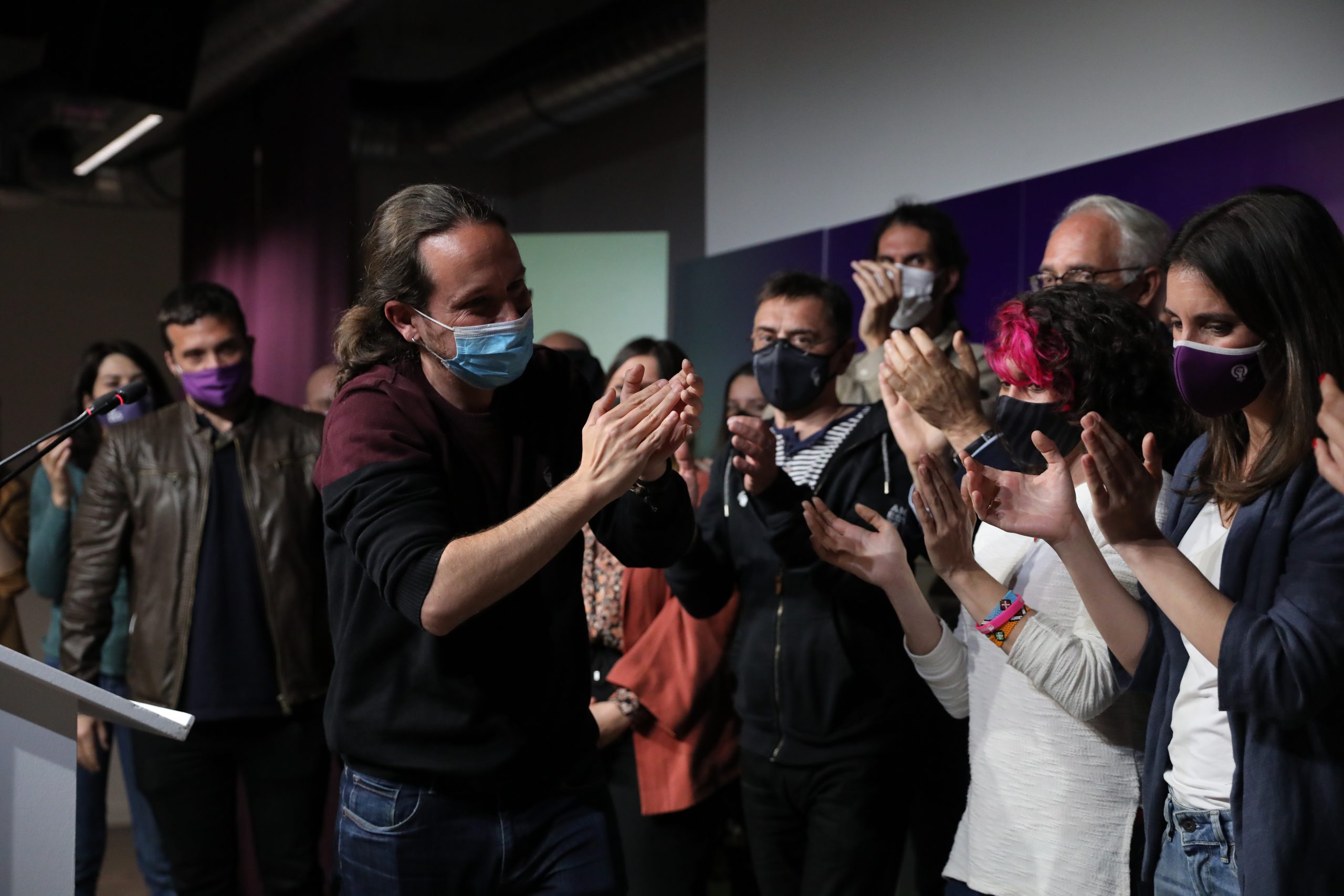 Cómo se tejió la historia de similitudes y diferencias entre el Frente Amplio y Podemos (y la lección que deja Pablo Iglesias)