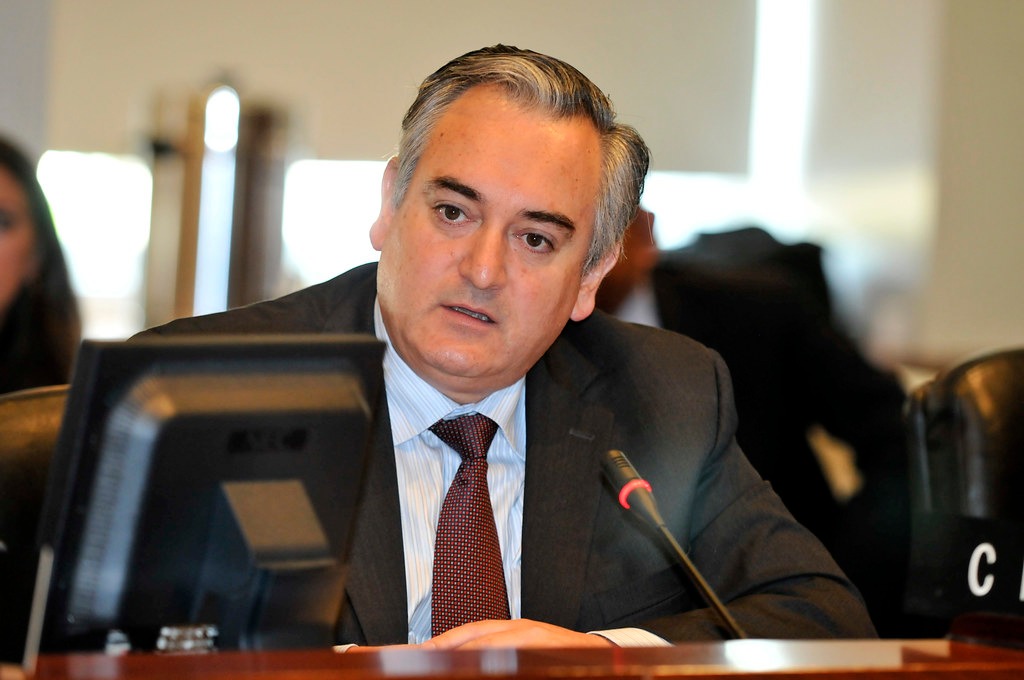 Darío Paya tras debacle de la derecha: “Llegó el minuto de defender las cosas en las que se creen”