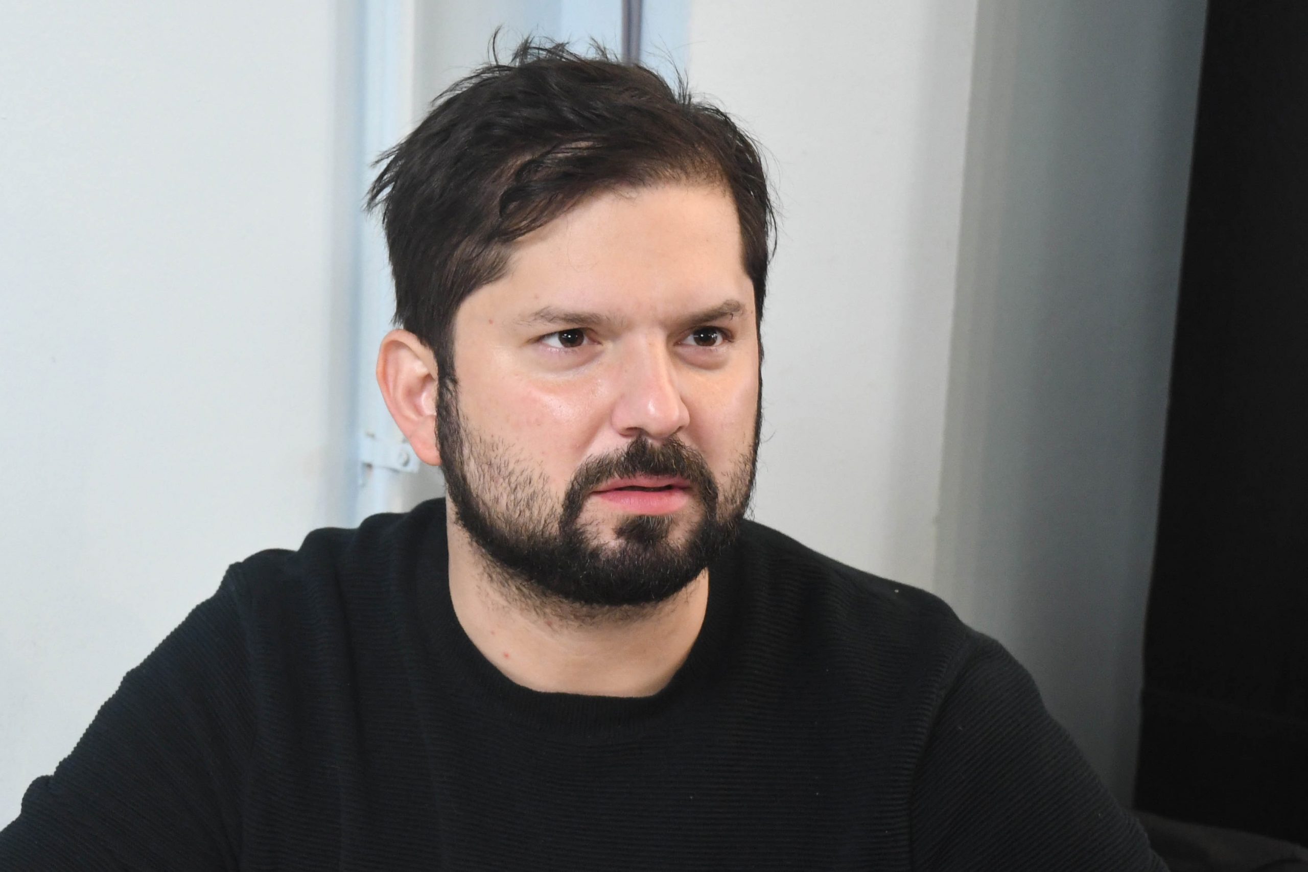 Boric se desmarca de controvertida propuesta de Jadue para regular contenidos de medios de comunicación