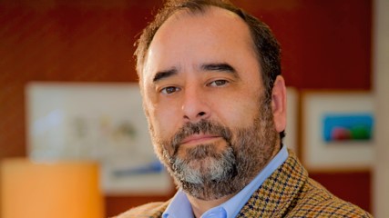 Eugenio Guzmán y primaria de U. Constituyente: “Provoste está sólida en las encuestas, pero la clave acá va a estar en quién moviliza más a los partidos”