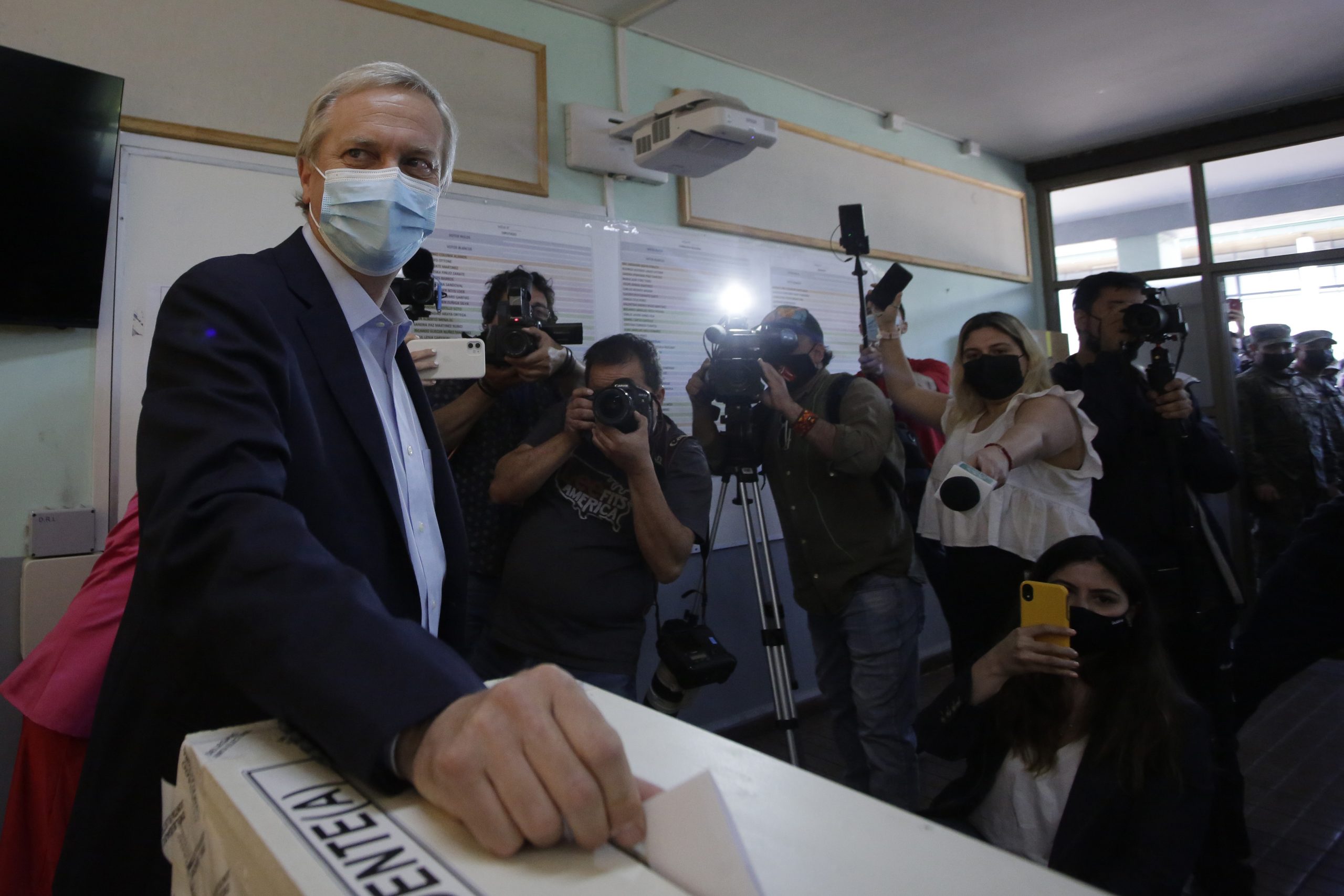 Kast va obteniendo su mayor ventaja en Macrozona Sur y Norte Grande, impulsada por crisis migratoria y violencia rural