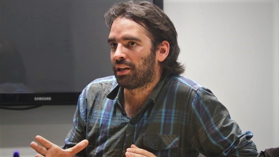 Quién es y qué piensa Carlos Figueroa, el asesor internacional detractor del TPP y TLC con EE.UU. que tendrá Boric