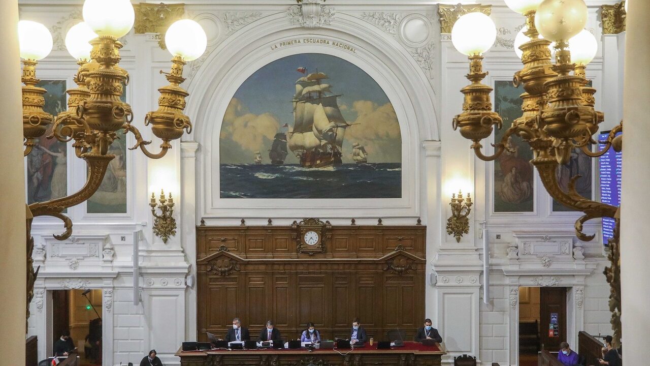 Convención: Estudio estima en $580 mil millones anuales el costo para el Fisco de eliminar las Isapres