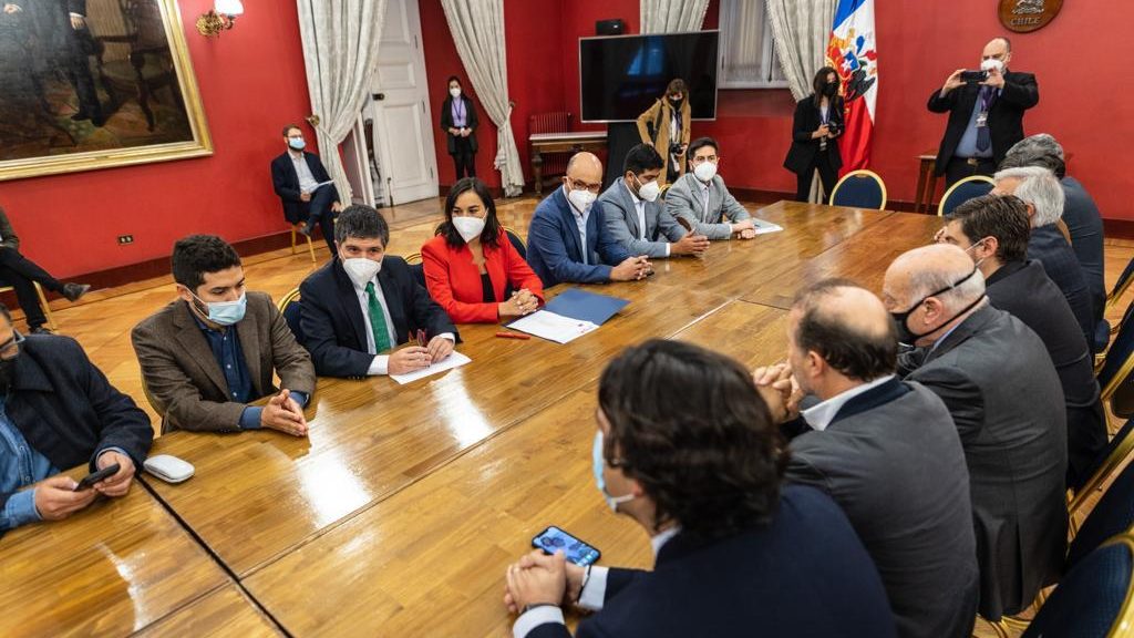 Violencia en la macrozona sur: apoyo a proyecto del gobierno evidencia fractura entre el PS y Apruebo Dignidad