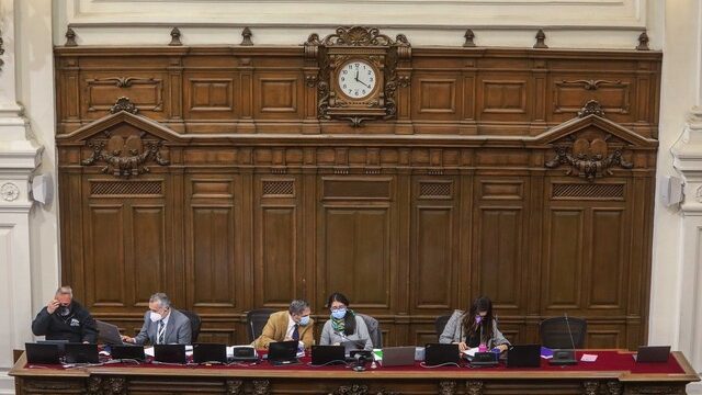 Por qué la ex Lista del Pueblo derribó el plazo de 5 años para implementar la nueva Constitución
