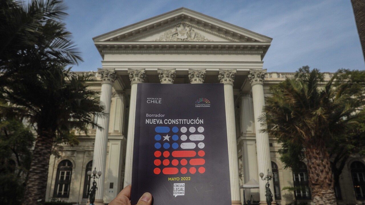 Convención: las similitudes del borrador con las constituciones de Bolivia y Ecuador