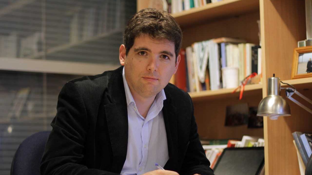 Daniel Mansuy: “Hay algo extraño en Boric en lograr que otros paguen sistemáticamente por sus errores”