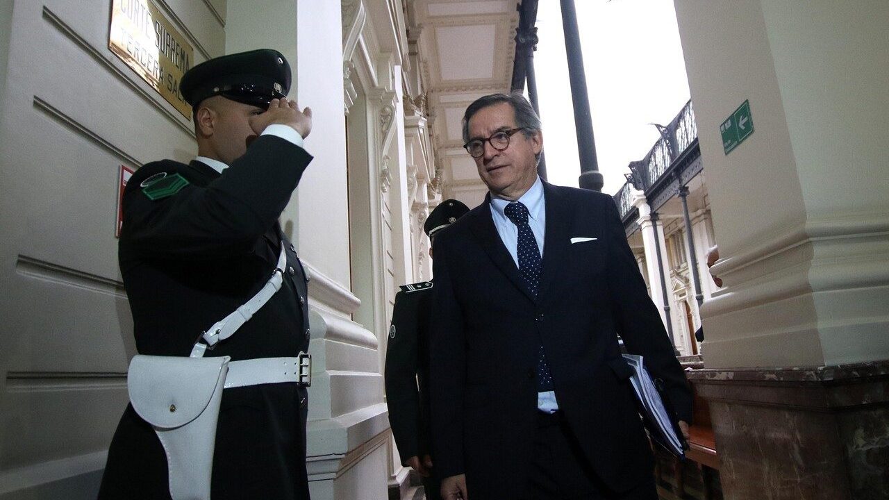 Quién es Arturo Prado, el ministro de la Corte Suprema partidario del estado de emergencia en la Macrozona Sur