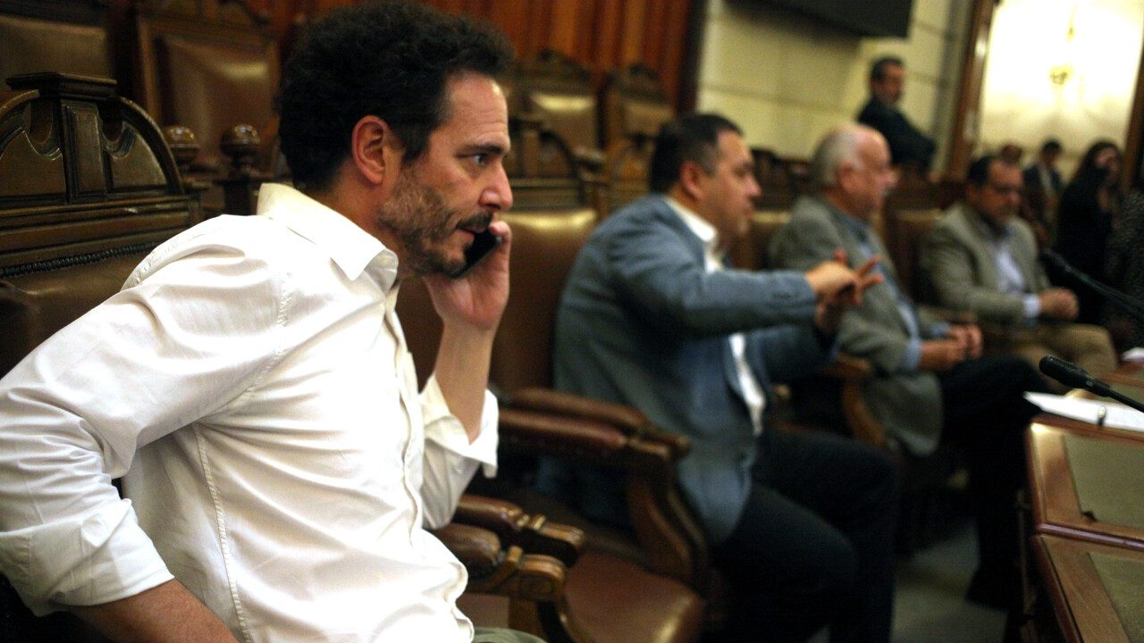 [CONFIDENCIAL]: Cómo se gestó la polémica por el cambio en el texto constitucional que denunció Hernán Larraín Matte
