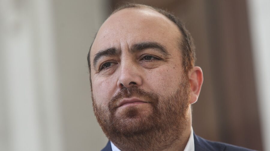 Fuad Chahín: “La DC no está conducida por líderes, sino por operadores políticos manejados por Yasna Provoste”