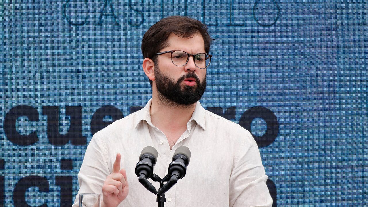 El duro mensaje de la CAM contra Boric en víspera de su visita a La Araucanía