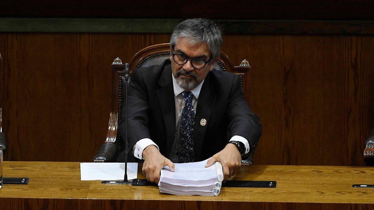 Mario Marcel sufre la peor derrota de su gestión tras el rechazo de la Reforma Tributaria en la Cámara de Diputados