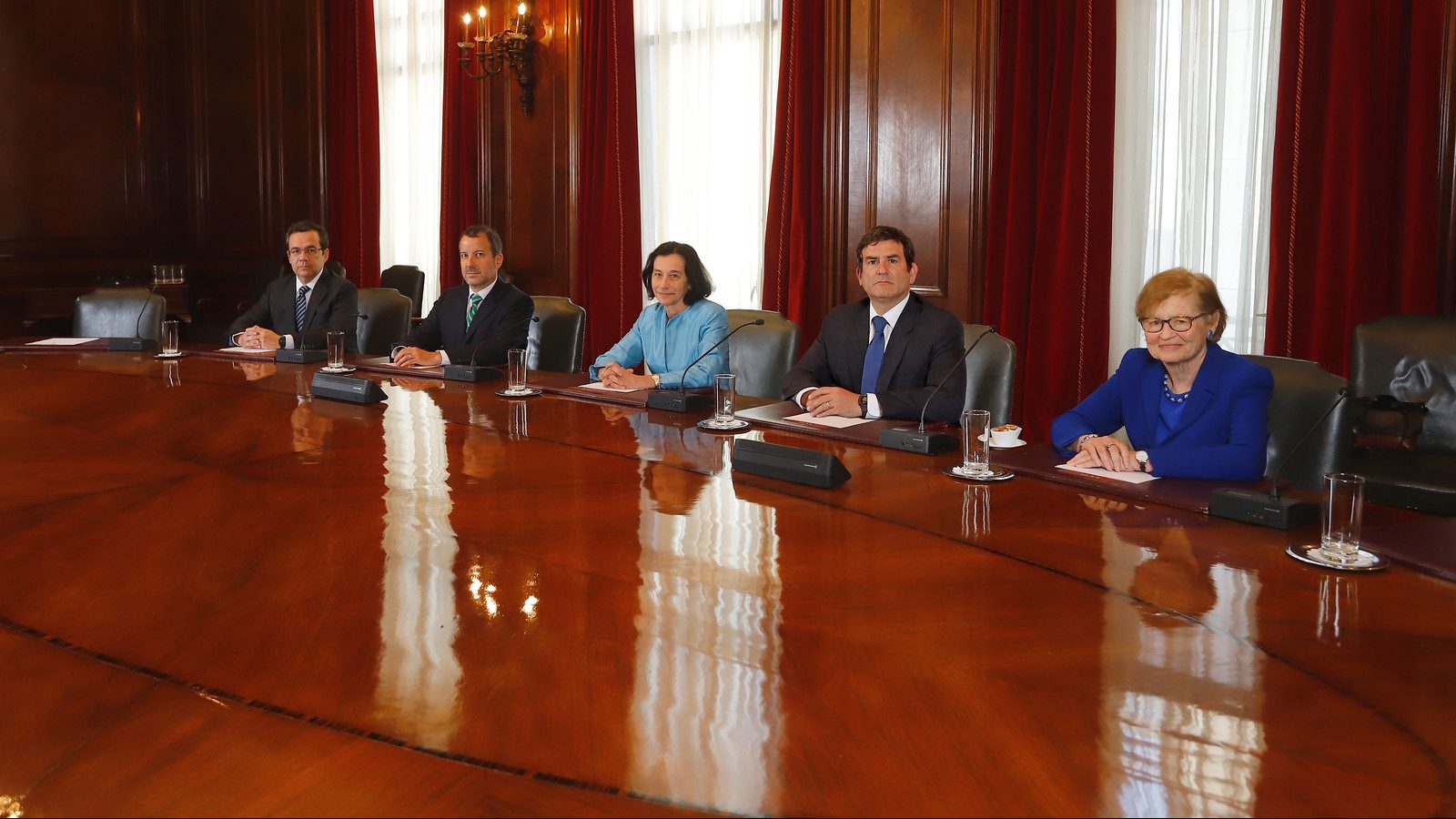 Qué llevó al Banco Central a bajar la tasa en 50 puntos hasta 9% (y suspender la compra de dólares)