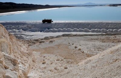 Empresa de litio de capital estadounidense empieza proceso para abandonar Chile (en Argentina seguirá)