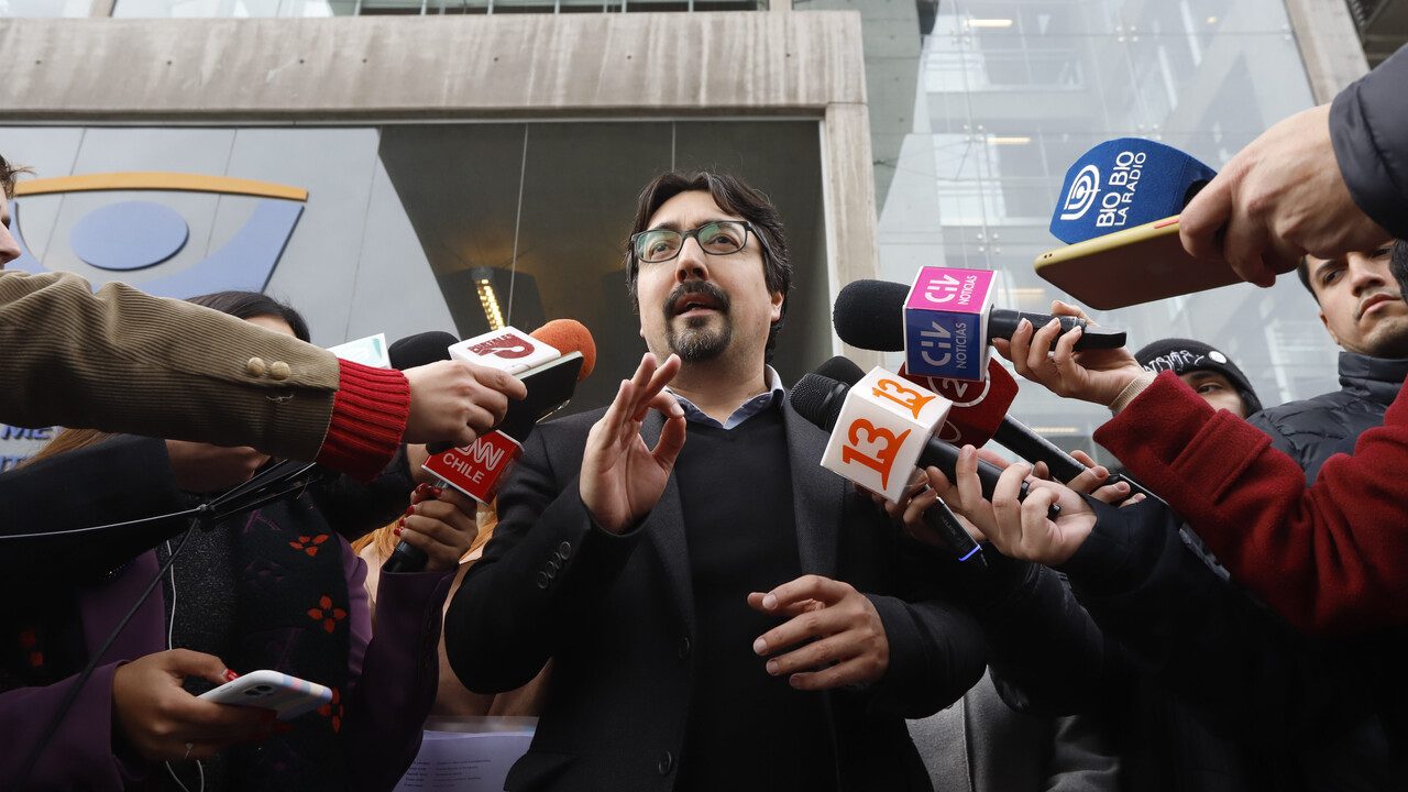 Democracia Viva: Qué dice (y qué no dice) la querella de RD por fraude al fisco, malversación de caudales públicos y tráfico de influencias