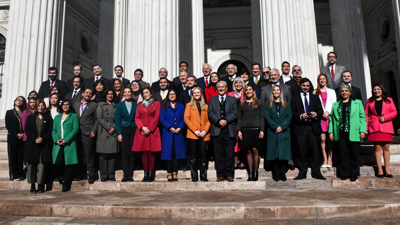 Consejo Constitucional: Cuerdas separadas marcan negociación en la recta final para la presentación de enmiendas