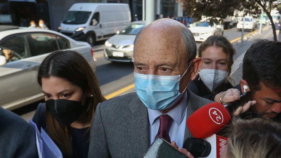 Ministra Rutherford amplía procesamiento contra Cheyre bajo la acusación de malversar más de 5.000 millones de pesos