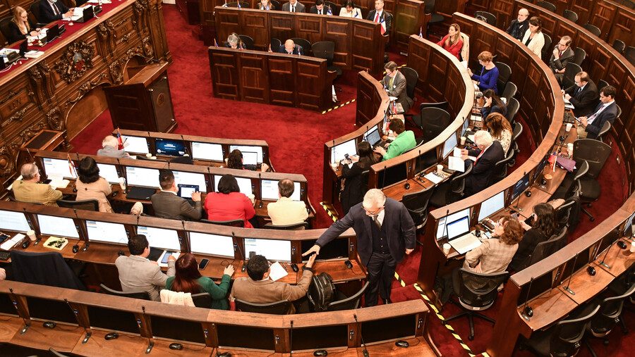 Si ya repetimos los errores, repitamos los aciertos. Por Álvaro García Mintz