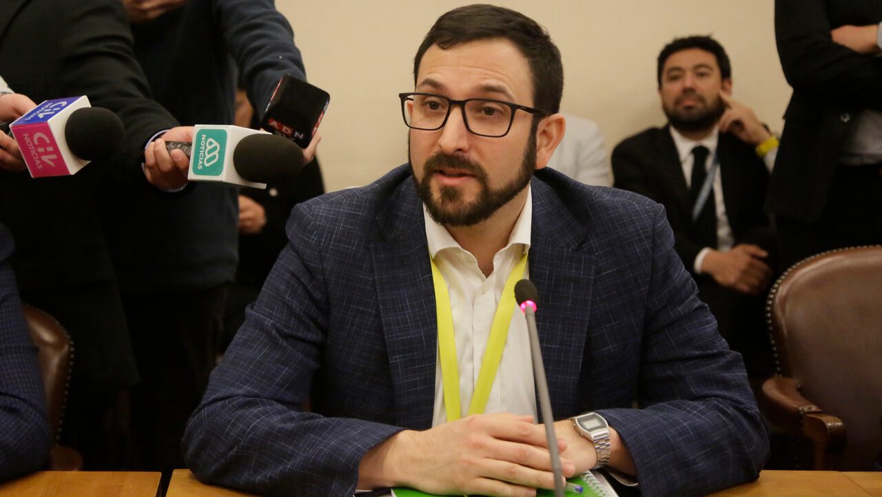 Democracia Viva: Nuevo antecedente entregado por Miguel Crispi en el Congreso aumenta dudas sobre lo que sabía Boric antes que explotara el caso