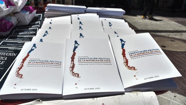 Mujer y nueva Constitución: avance salarial, cargos de elección popular y sala cuna universal