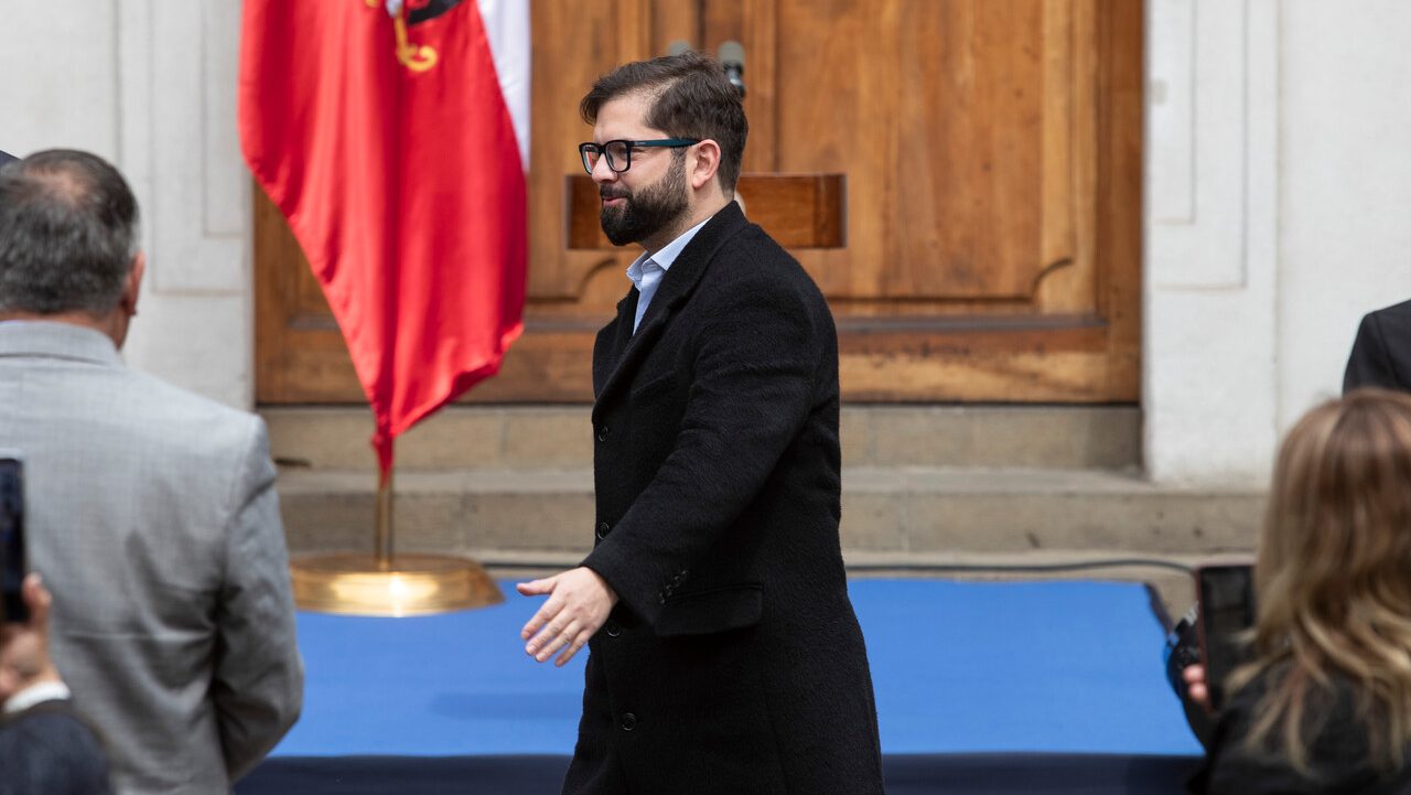 Presidente Boric recibirá propuesta constitucional apoyada por fuerzas de la oposición y de centro