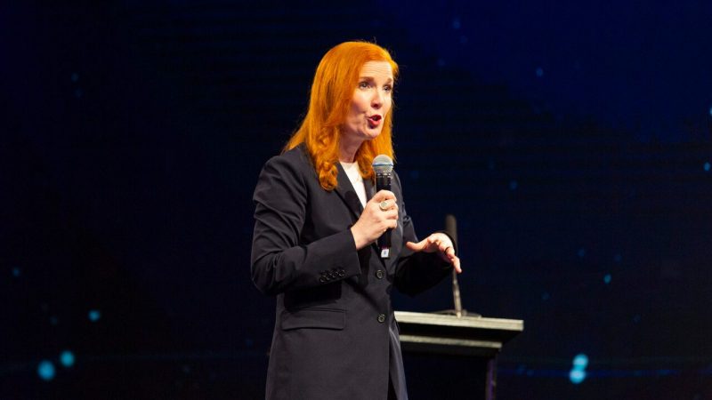 Congreso Futuro 2024: Quién es Kate Crawford y su crítica al impacto global de la Inteligencia Artificial