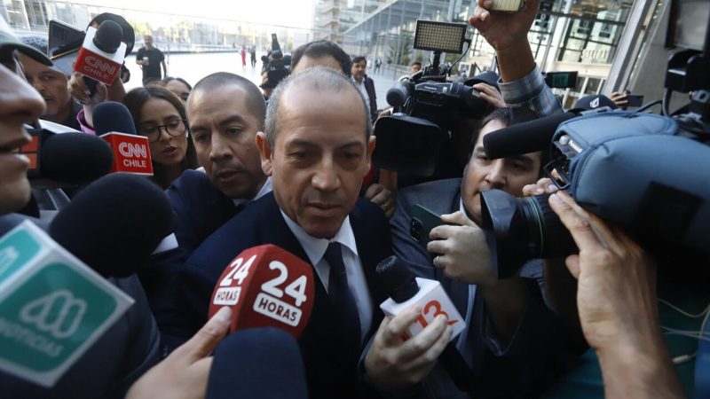 Declaración de Sergio Muñoz por filtraciones a Hermosilla: “No recuerdo si me los pedía, yo solo se los enviaba”