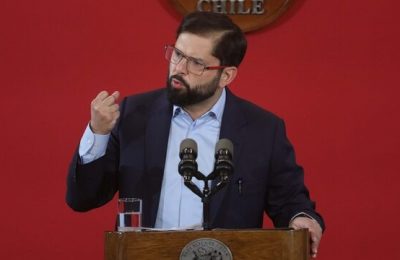 El Presidente y su arremetida para convertir a los empresarios en chivo expiatorio. Por Jorge Schaulsohn