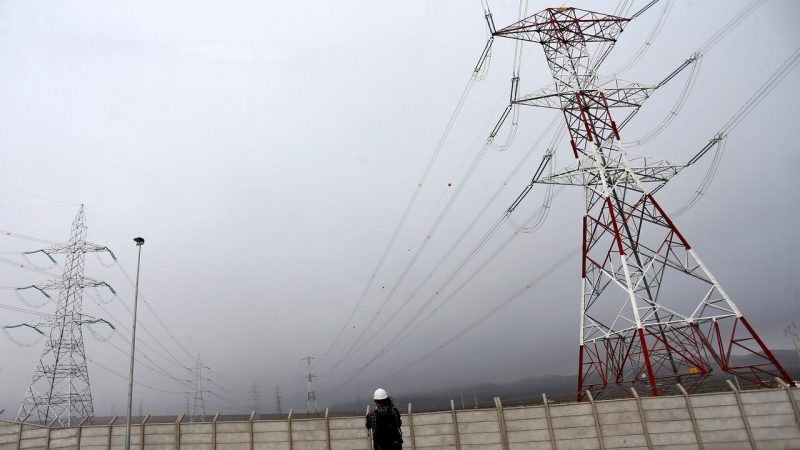 Coordinador Eléctrico alerta que ISA Interchile incumpliría estándares en línea que gatilló corte de luz masivo de febrero
