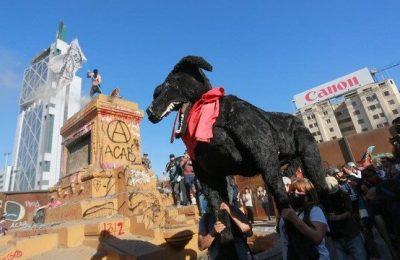 Obituario del perro matapacos: un legado de división. Por Kenneth Bunker