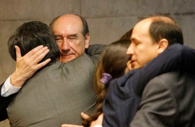 Por qué se desecharon los cargos de la fiscalía por lavado de activos contra el general Fuente-Alba