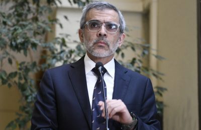 Perfil: Luis Cordero Vega, razones de una canita al aire. Por Rafael Gumucio