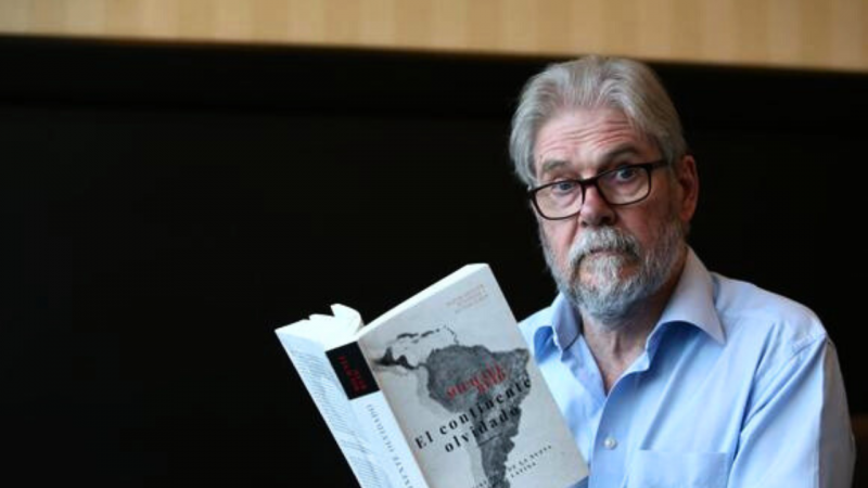 Michael Reid: Libros que hay que leer del mayor experto europeo en A. Latina y su visita a Chile