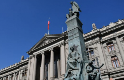 El deterioro institucional y el factor humano. Por Sergio Muñoz Riveros