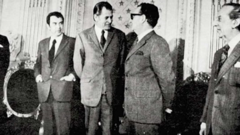 Un puñado de obras notables: sepa cuáles son los mejores libros sobre historia de Chile del siglo XXI