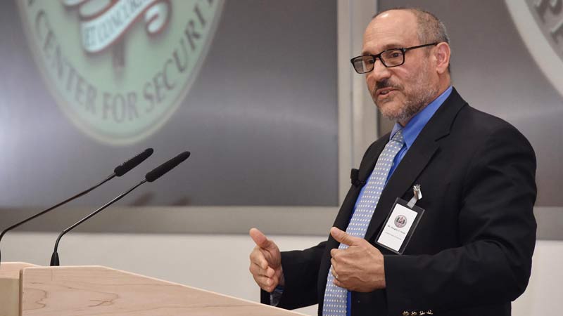 Douglas Farah, experto internacional en crimen organizado: “En Chile el problema está más avanzado de lo que se piensa”