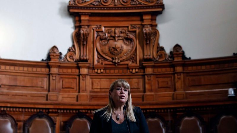 Cronología de un escándalo: la mano de Ángela Vivanco que favoreció a la empresa bielorrusa contra Codelco